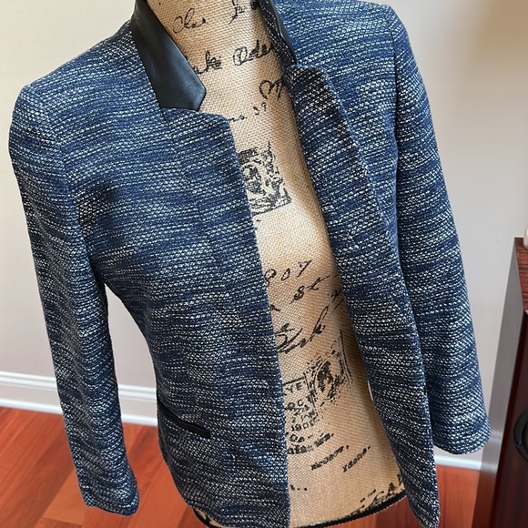 tweed blazer with faux leather collar - Picture 3 of 6